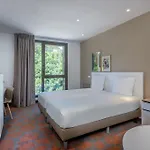 Spark By Hilton Park Saone 3*