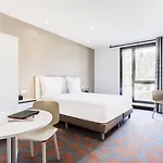 Hotel Spark By Hilton Park Saone