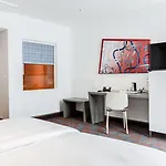 Hotel Spark By Hilton Park Saone Lyon