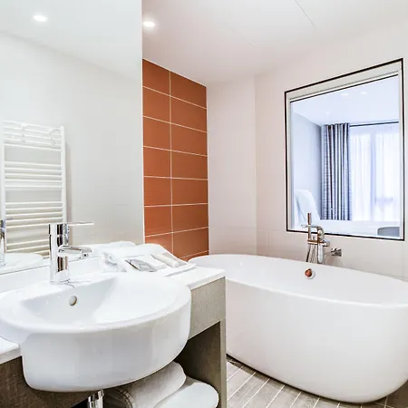 Spark By Hilton Park Saone 3*