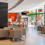 Spark By Hilton Park Saone Lyon