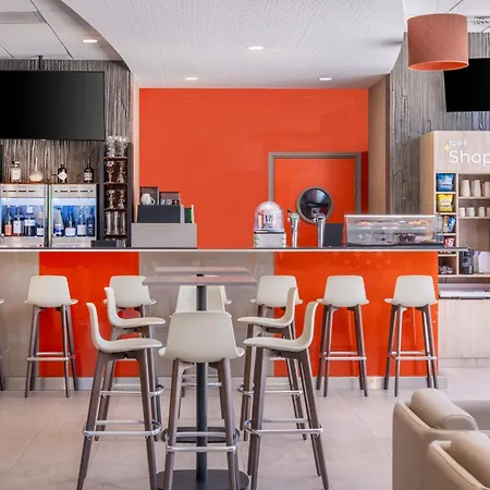 Spark By Hilton Park Saone 3*