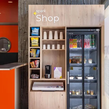 Spark By Hilton Park Saone Hotell Lyon