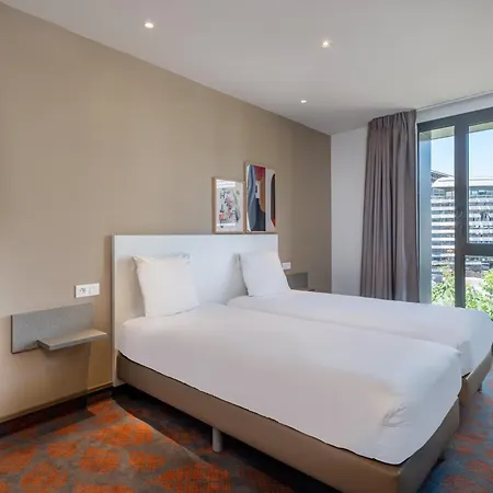 Spark By Hilton Park Saone 3*