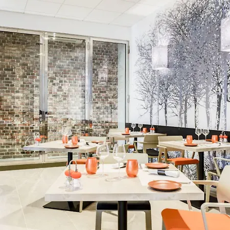 Ξενοδοχείο Spark By Hilton Park Saone