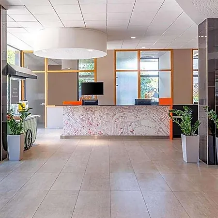 Spark By Hilton Park Saone 3*