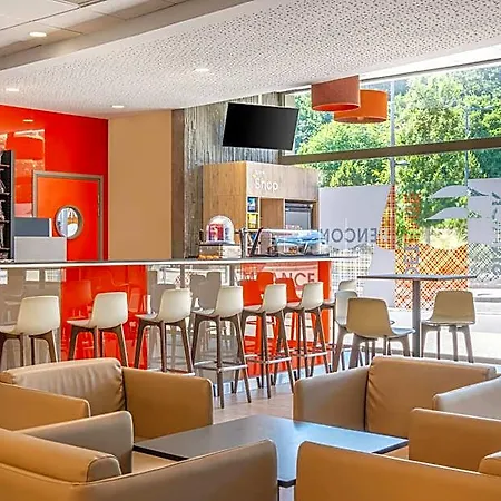 Spark By Hilton Park Saone Hotel 3*