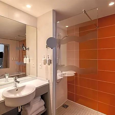 Spark By Hilton Park Saone 3*