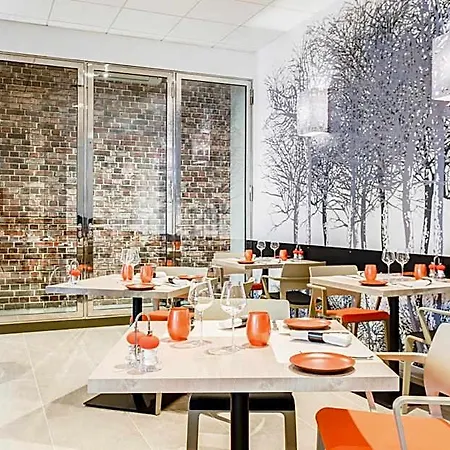 Hotel Spark By Hilton Park Saone Lyon