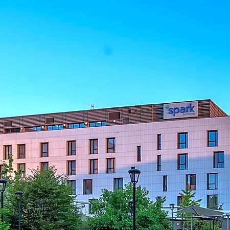 Spark By Hilton Park Saone Hotel 3*