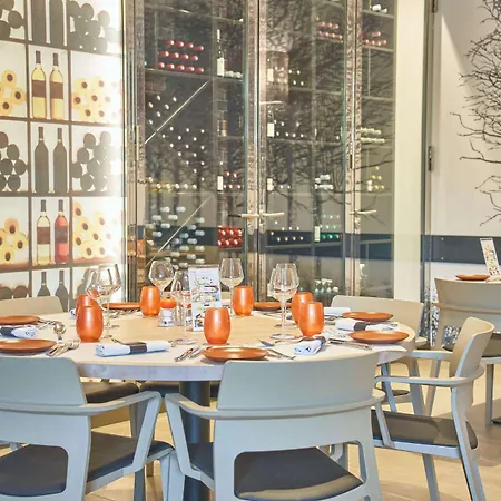 Spark By Hilton Park Saone Lyon