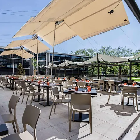 Hotel Spark By Hilton Park Saone 3*