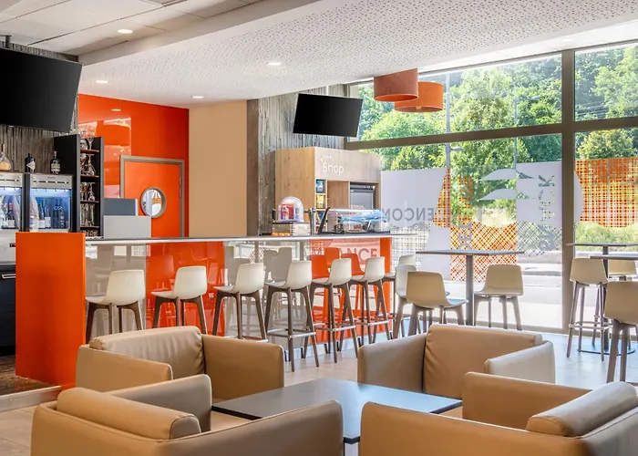 Spark By Hilton Park Saone Otel 3*