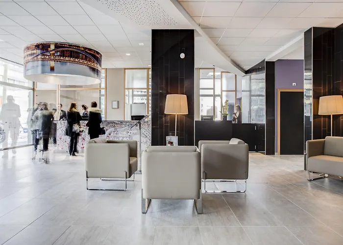 Spark By Hilton Park Saone Hotel