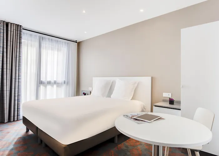 Otel Spark By Hilton Park Saone 3*