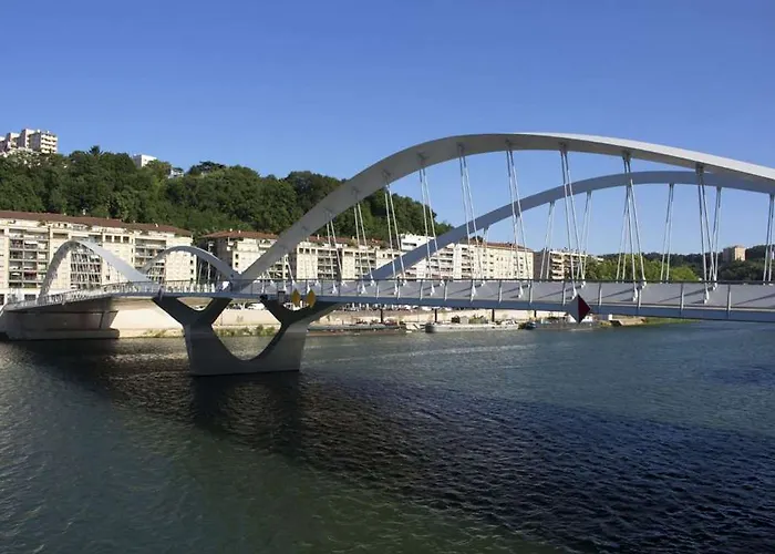 Spark By Hilton Park Saone Lione