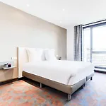 מלון Spark By Hilton Park Saone 3*