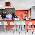 Spark By Hilton Park Saone מלון 3*