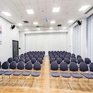 Hotel Spark By Hilton Park Saone 3*