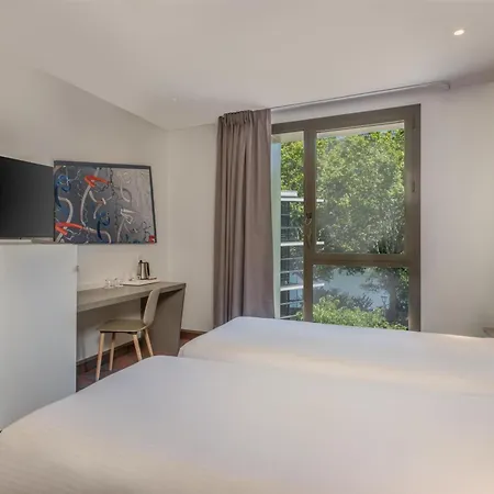 Spark By Hilton Park Saone