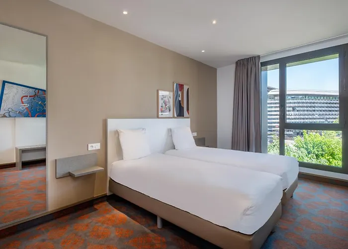 Spark By Hilton Park Saone 3*