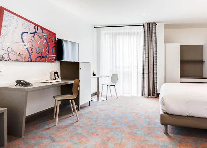 호텔 Spark By Hilton Park Saone 3*